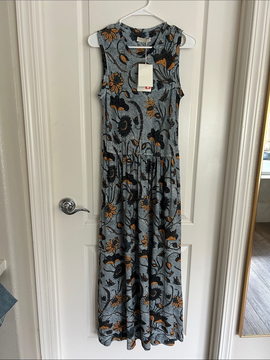 Ulla Johnson Dresses & Skirts - Ulla Johnson Floral dress stretchy with pockets new small